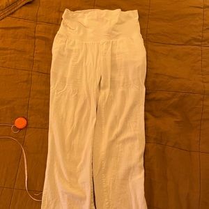 Old Navy White Linen Maternity Pants